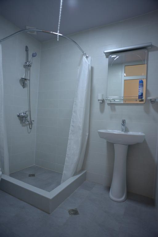 Hotel Veneto Kutaisi Esterno foto