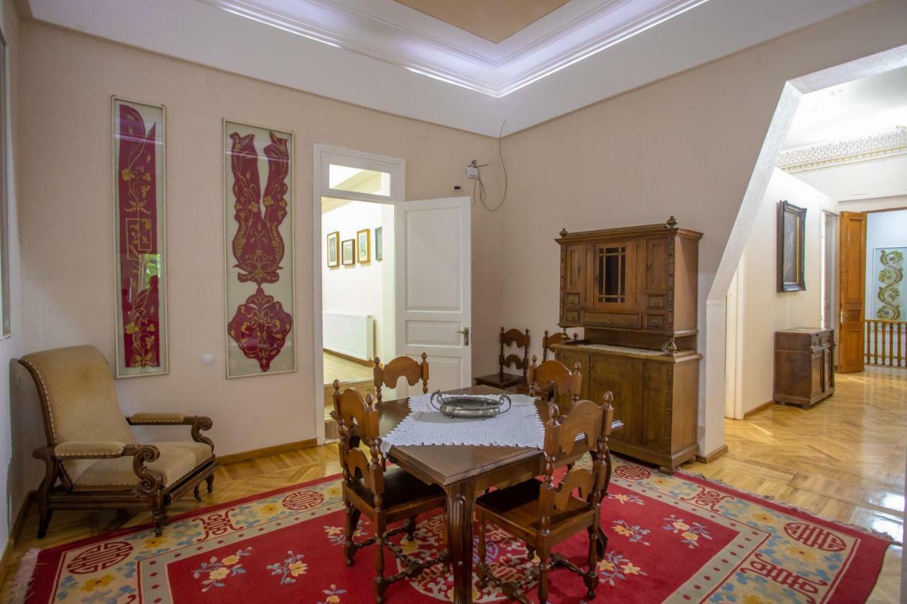 Hotel Veneto Kutaisi Esterno foto